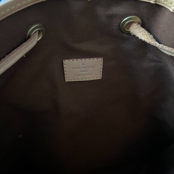 Louis Vuitton Bosphore Backpack Excellent Condition - Picture 6 of 10